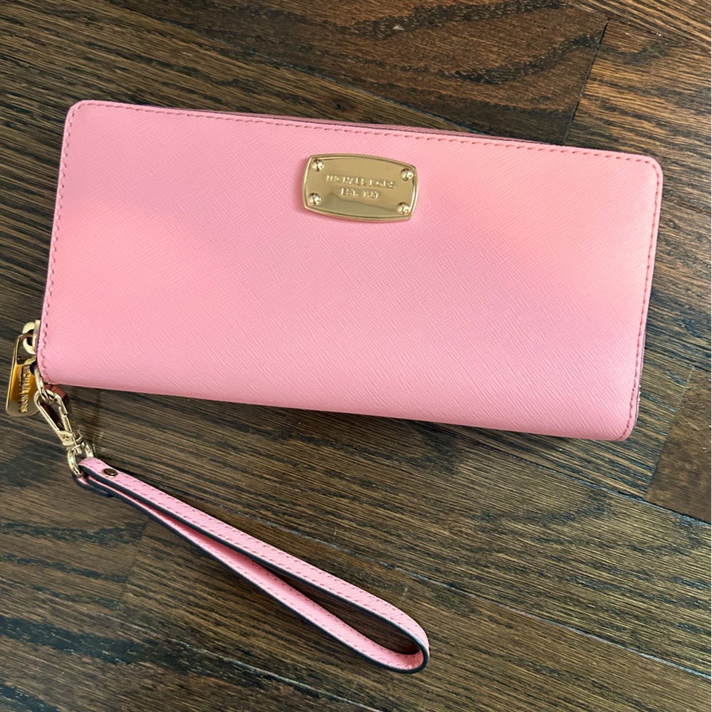 Womens Michael Kors Full Size Wallet